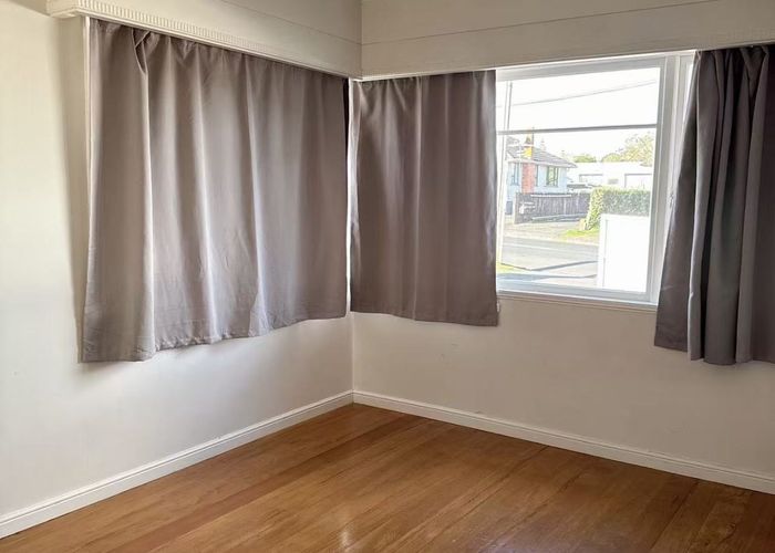  at 57 Hayr Rd, Three Kings, Auckland City, Auckland