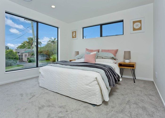  at 2A Livingstone Street, Milford, North Shore City, Auckland