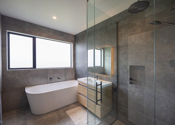  at 3 Castlebridge Lane, Palmerston North