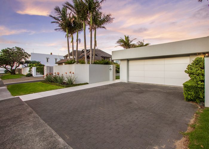  at 33 Ocean View Road, Milford, Auckland