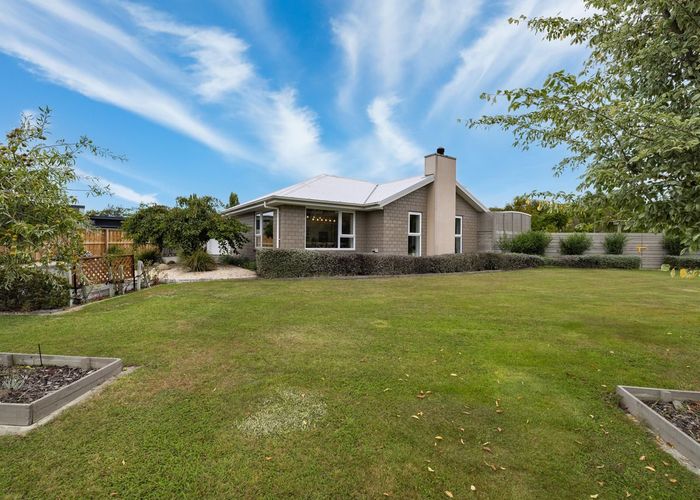  at 8 Riverside Way, Amberley, Hurunui, Canterbury