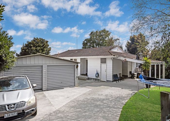  at 5 Dulcie Place, Red Hill, Papakura, Auckland