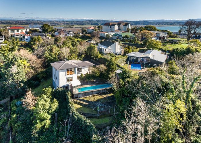  at 109 Chaucer Road North, Hospital Hill, Napier
