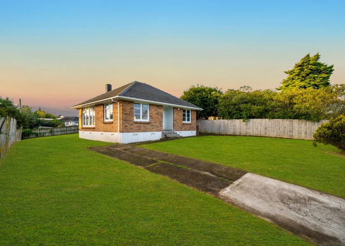  at 80 Mcannalley Street, Manurewa East, Manukau City, Auckland