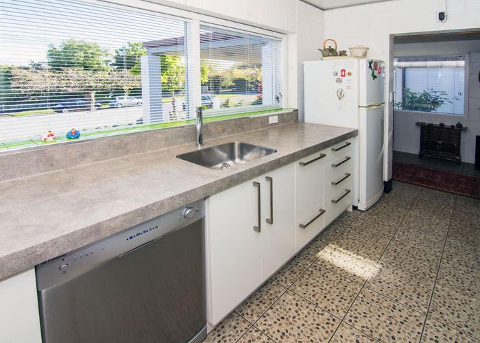  at 17 Queen Alexandra Street, Lansdowne, Masterton