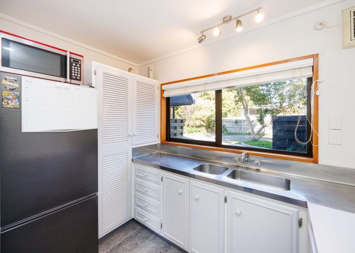  at 2/341 College Street, West End, Palmerston North, Manawatu / Whanganui