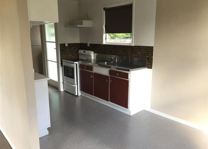  at 76 Fitzwater Place, Henderson, Waitakere City, Auckland