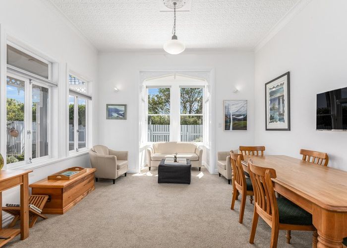  at 21 Farm Road, Northland, Wellington, Wellington