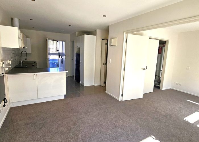  at B2/60 Masons Road, Oteha, North Shore City, Auckland