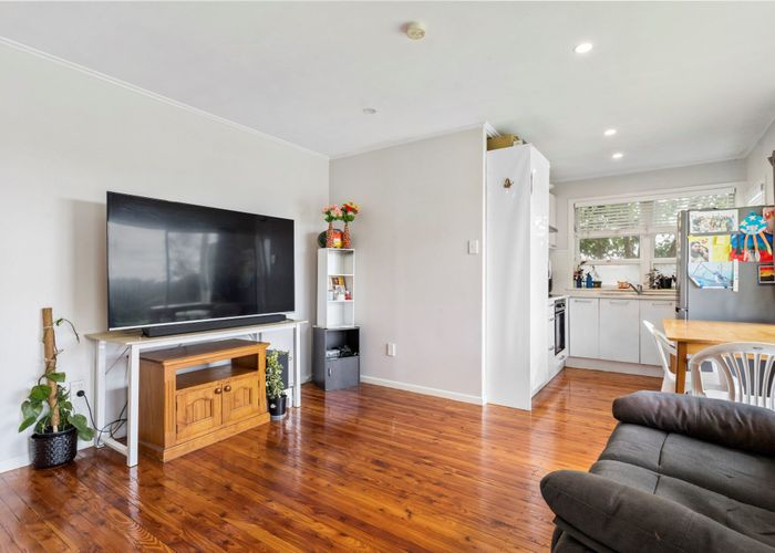  at 2/16 Boyd Avenue, Onehunga, Auckland