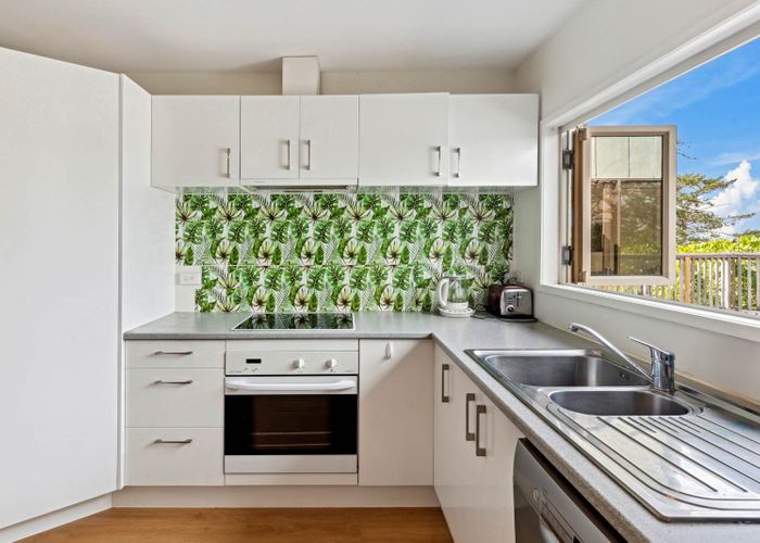  at 86 Anich Road, Massey, Waitakere City, Auckland