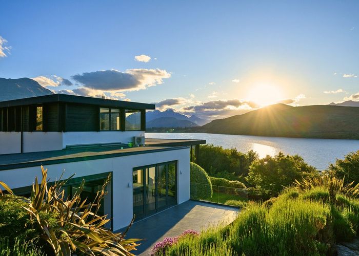  at 144A Arrowtown-Lake Hayes Road, Lake Hayes, Queenstown-Lakes, Otago