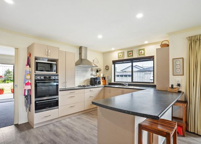  at 5 Consort Close, Paraparaumu Beach, Kapiti Coast, Wellington
