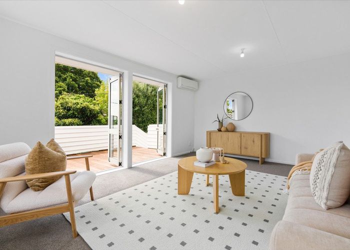  at 1 Phillip Parade, Forrest Hill, North Shore City, Auckland