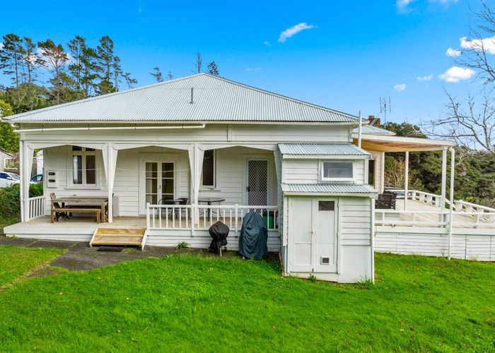  at 408 Paremoremo Road, Paremoremo, Auckland