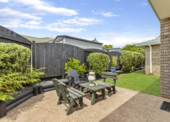  at 122 Dalton Drive, Papamoa Beach, Papamoa