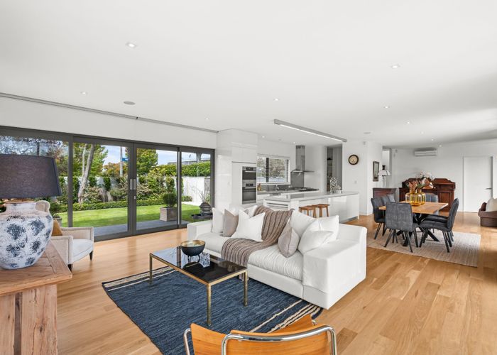  at 129 Puriri Street, Riccarton, Christchurch City, Canterbury