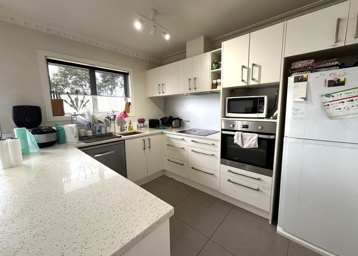  at 3/205 Onewa Road, Birkenhead, North Shore City, Auckland