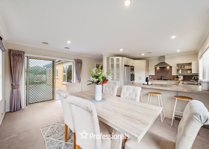  at 5 Tasman Close, Aotea, Porirua, Wellington