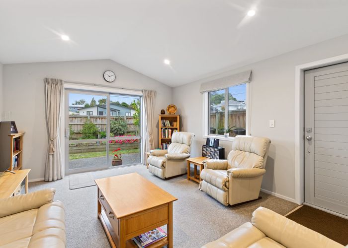  at 135 Forest Lake Road, Forest Lake, Hamilton, Waikato