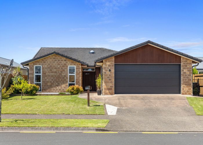  at 8 Tuaia Street, Pyes Pa, Tauranga