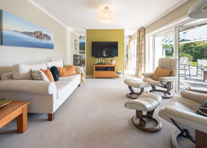  at 450 Te Moana Road, Waikanae