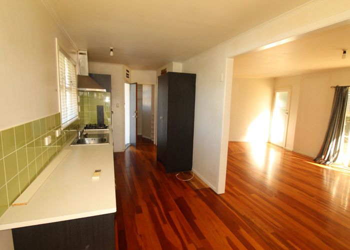  at 27 Wharf Road, Te Atatu Peninsula, Auckland