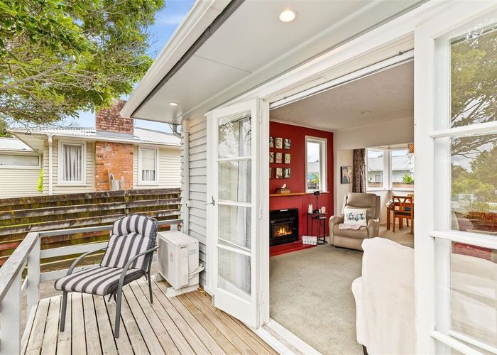  at 13 Larnoch Road, Henderson, Waitakere City, Auckland