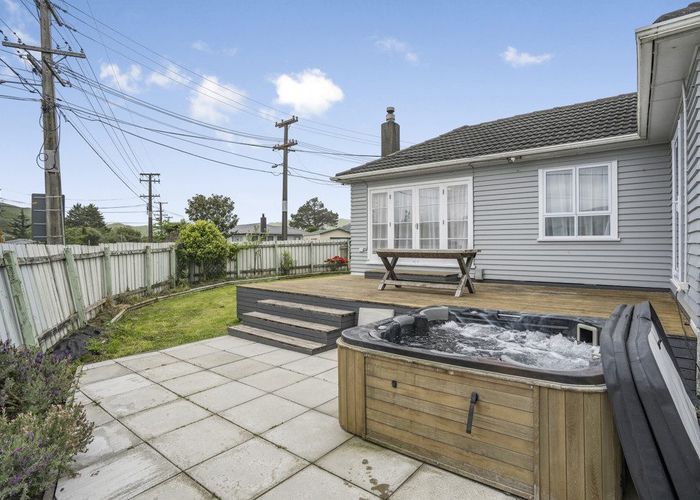  at 40 Frederick Street, Wainuiomata, Lower Hutt