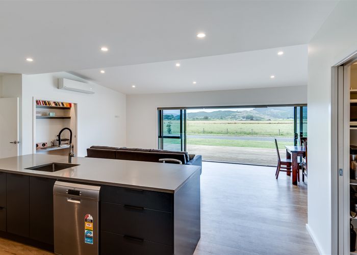  at 27 Pohutukawa Drive, Eskdale, Napier