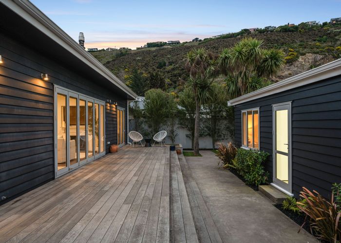  at 14 Whitfield Street, Sumner, Christchurch