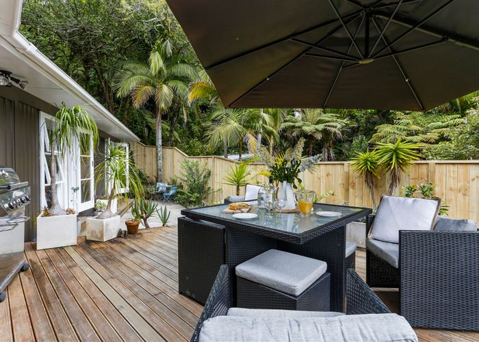  at 191 Laingholm Drive, Laingholm, Auckland