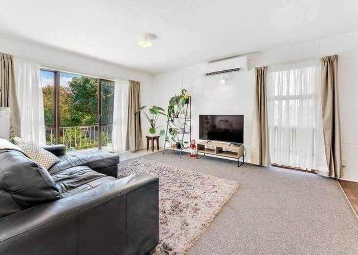  at 8/17 Coyle Street, Sandringham, Auckland