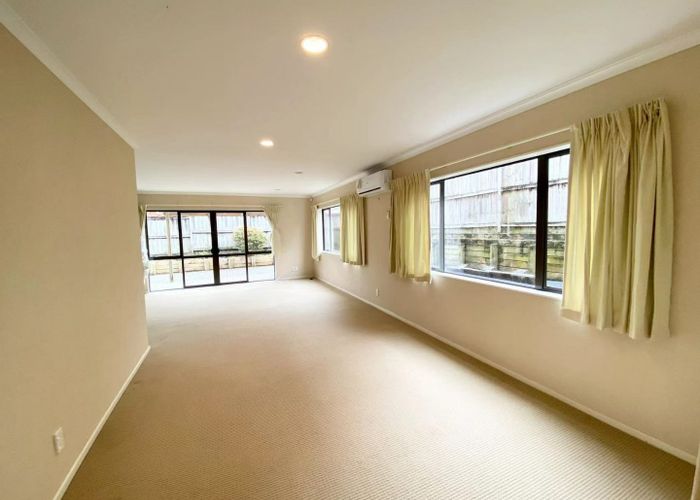  at 9 Powercourt Drive, Flat Bush, Auckland
