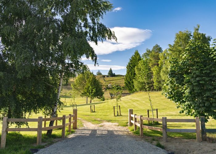  at Lot 1, 26 Mountain View Road, Dalefield, Queenstown-Lakes, Otago