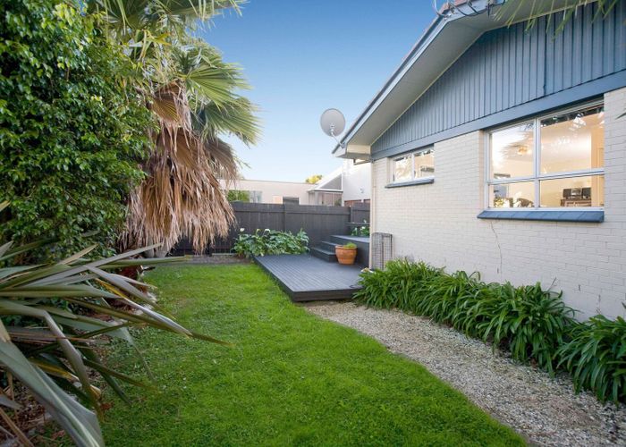  at 1/206 Bucklands Beach Road, Bucklands Beach, Manukau City, Auckland