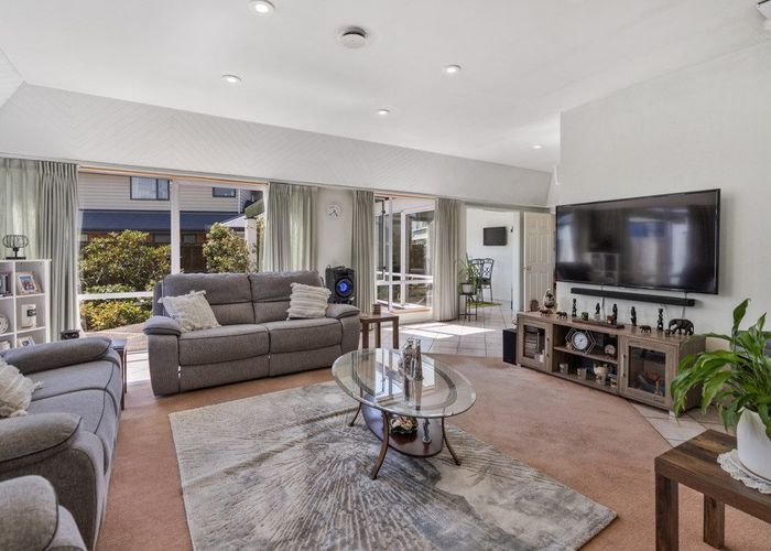  at 2/725 Main North Road, Belfast, Christchurch City, Canterbury