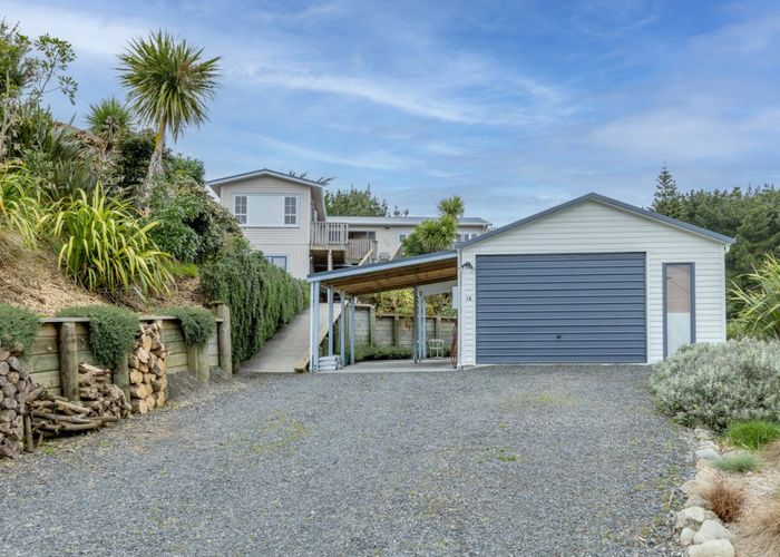  at 1A Muritai Terrace, Hokio Beach