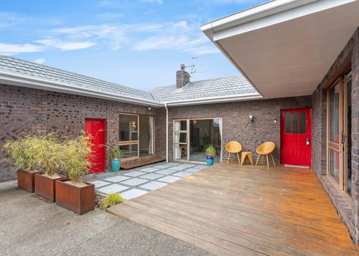  at 9 Tanoa Place, Glendene, Waitakere City, Auckland