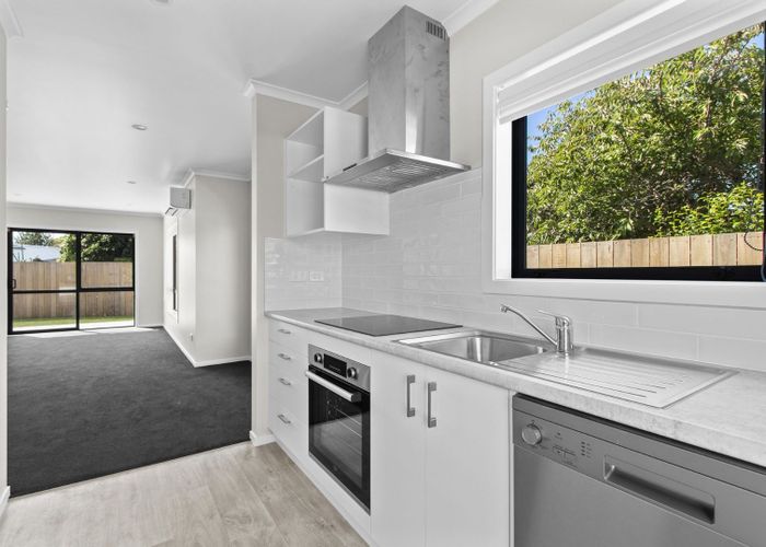  at 2/1 Garthwood Road, Hillcrest, Hamilton, Waikato