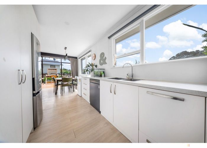  at 53 Mountain View Road, Glenwood, Timaru, Canterbury