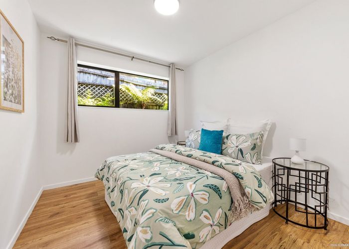  at 4/7 Mona Avenue, Mangere Bridge, Auckland