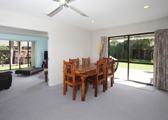  at 2 Beauford Place, Parklands, Christchurch