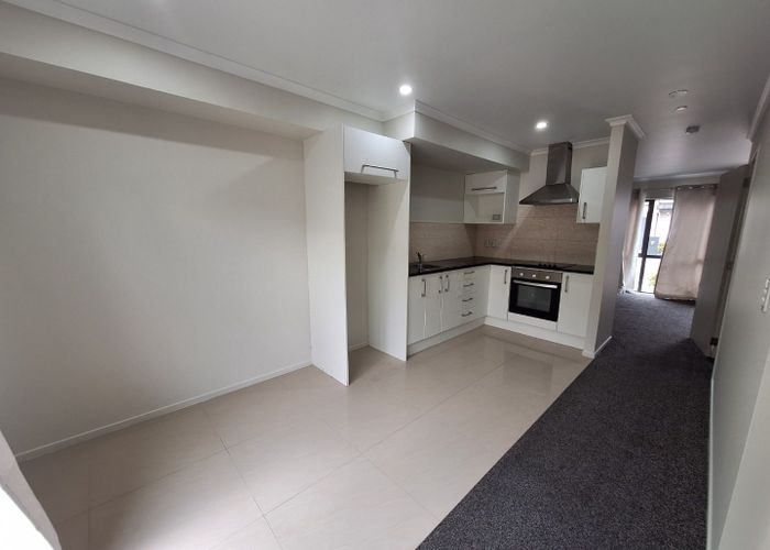  at 6/4 Wallson Crescent, Wiri, Manukau City, Auckland