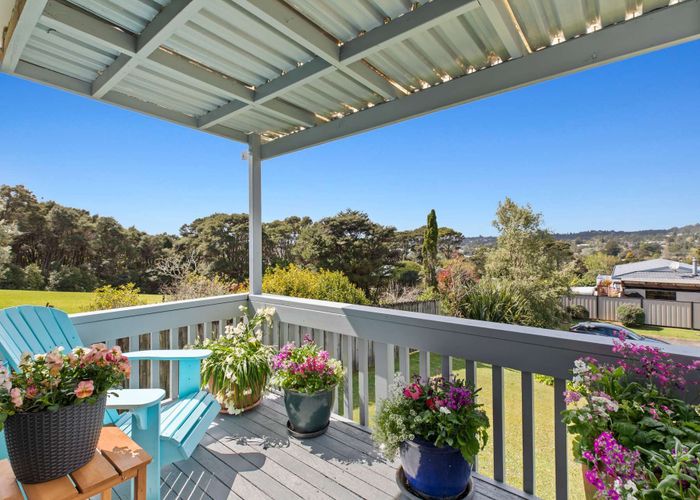  at 28 Kotinga Avenue, Glen Eden, Auckland