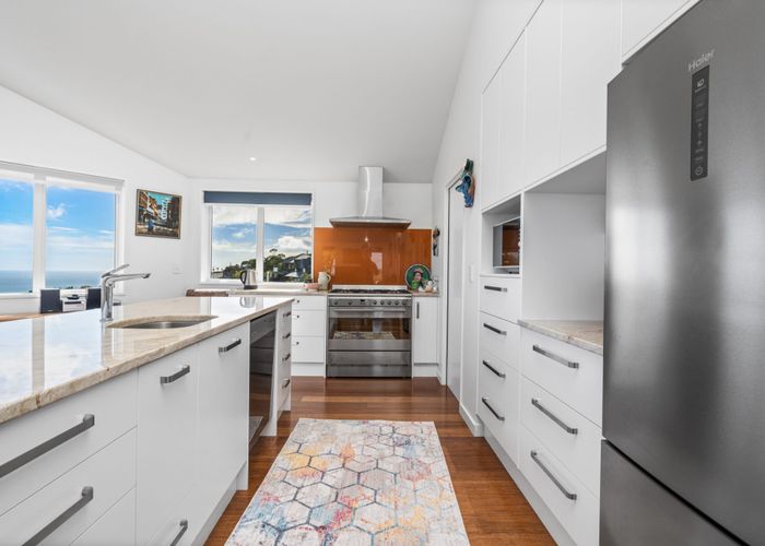  at 4 Ridgeview Lane, Mount Pleasant, Christchurch