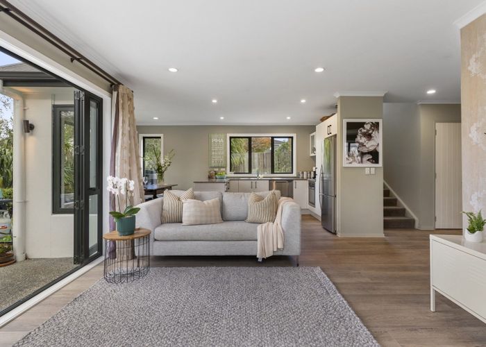  at 33 Roland Road, Greenhithe, North Shore City, Auckland