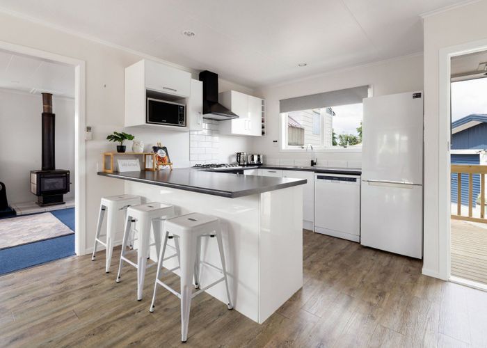  at 7 Mountbatten Place, Dinsdale, Hamilton