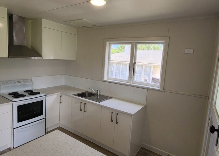  at 8 Holmes Avenue, Otangarei, Whangarei