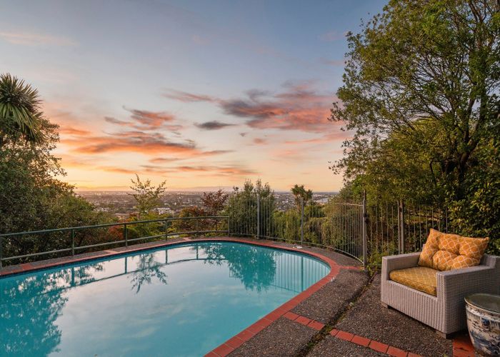  at 14 MacMillan Avenue, Cashmere, Christchurch City, Canterbury